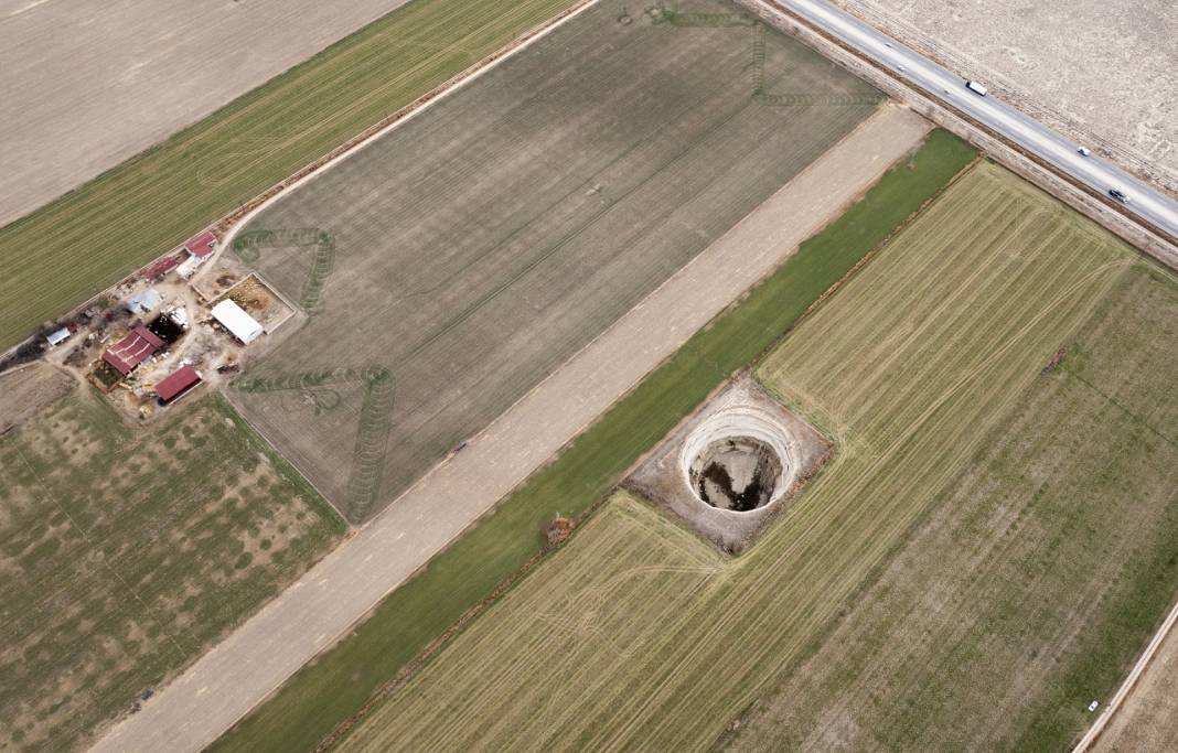 Konya'da kaç obruk bulunduğu açıklandı: Peki yerleşim yerleri için risk var mı? 7